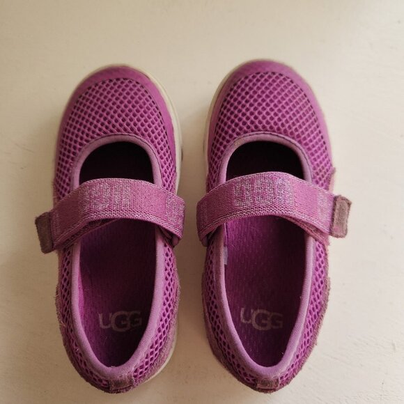 UGG Rennon Skimmer Mary Jane Flats - Picture 1 of 4